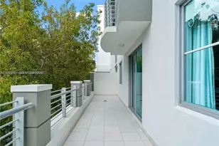 110 Washington Ave, Miami Beach, FL 33139 - Photo 8