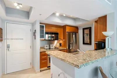 110 Washington Ave #2319, Miami Beach, FL 33139 - Photo 6