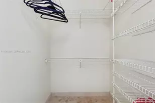 4200 Hillcrest Dr, Hollywood, FL 33021 - Photo 24