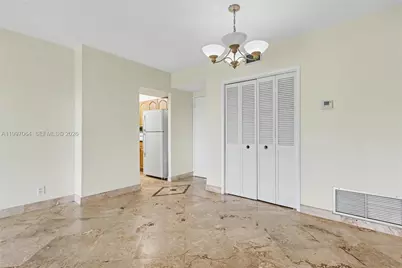4200 Hillcrest Dr #408, Hollywood, FL 33021 - Photo 8