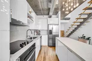 690 SW 1st Ct, Miami, FL 33130 - Photo 8