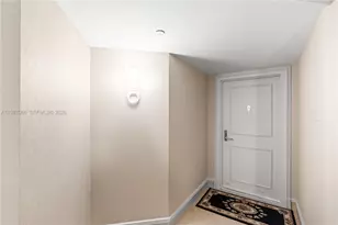 19101 NE 36th Ct, Aventura, FL 33180 - Photo 4