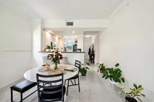 27 Royal Palm Way, Boca Raton, FL 33432 - Photo 8