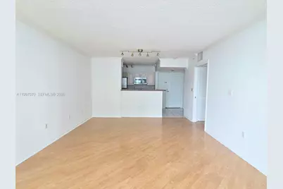 1155 Brickell Bay Dr #2006, Miami, FL 33131 - Photo 4