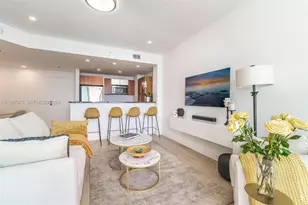 300 S Biscayne Blvd, Miami, FL 33131 - Photo 10