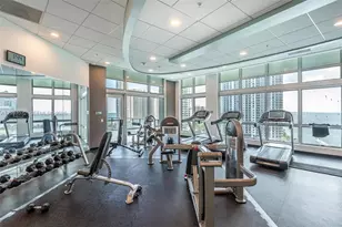 300 S Biscayne Blvd, Miami, FL 33131 - Photo 14