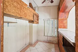 1611 NE 42nd Ct, Pompano Beach, FL 33064 - Photo 26