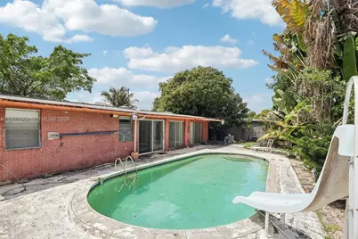 1611 NE 42nd Ct, Pompano Beach, FL 33064 - Photo 38