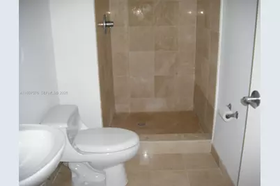 3330 NE 190th St #1615, Aventura, FL 33180 - Photo 12