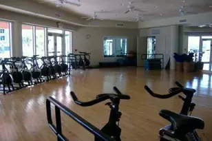 3330 NE 190th St, Aventura, FL 33180 - Photo 22