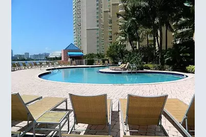 3330 NE 190th St #1615, Aventura, FL 33180 - Photo 20