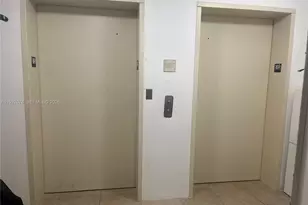 3330 NE 190th St, Aventura, FL 33180 - Photo 24