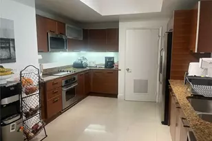 3330 NE 190th St, Aventura, FL 33180 - Photo 4