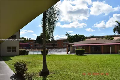 11855 NE 19th Dr #10, North Miami, FL 33181 - Photo 10