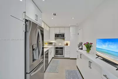 90 Edgewater Dr #625, Coral Gables, FL 33133 - Photo 1