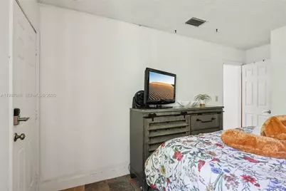 314 NE 85th St, El Portal, FL 33138 - Photo 42