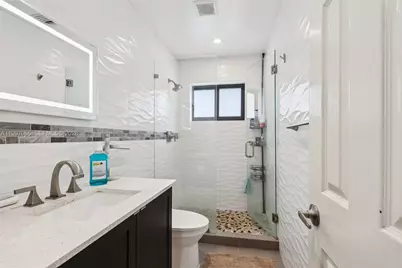 314 NE 85th St, El Portal, FL 33138 - Photo 16