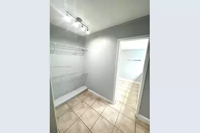 400 NE 18th Ave #206, Homestead, FL 33033 - Photo 6