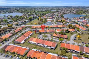 6323 SW 147th Pl Cir, Miami, FL 33193 - Photo 4