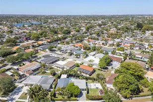 12001 SW 41st Dr, Miami, FL 33175 - Photo 30