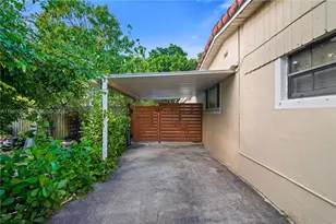 1181 NE 160th St, North Miami Beach, FL 33162 - Photo 2