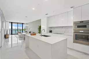 700 NE 24th St, Miami, FL 33137 - Photo 8