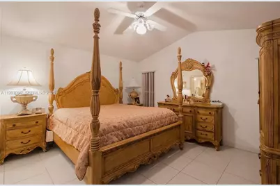 709 NW 177th Ave, Pembroke Pines, FL 33029 - Photo 8