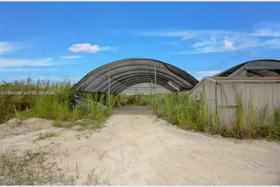 40350 SW 209th Ave, Homestead, FL 33034 - Photo 16
