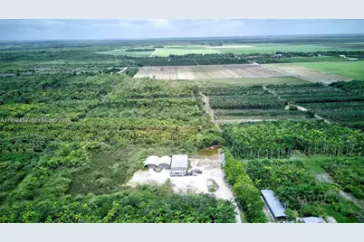40350 SW 209th Ave, Homestead, FL 33034 - Photo 6