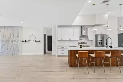 1126 NE 16th Ct, Fort Lauderdale, FL 33305 - Photo 6