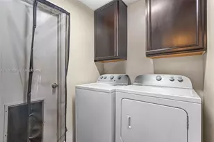 694 SE Karrigan Terrace, Port Saint Lucie, FL 34983 - Photo 28