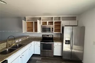 4413 SW 15th Pl, Cape Coral, FL 33914 - Photo 6