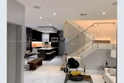 7768 NW 116th Ave, Doral, FL 33178 - Photo 2