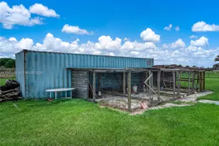 615 Graham Dairy Rd, Other City - In The State Of Florida, FL 33960 - Photo 40