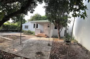 361 NE 57th St, Miami, FL 33137 - Photo 10