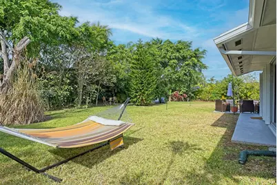 10900 SW 124th Rd, Miami, FL 33176 - Photo 20