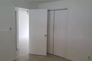 237 SW 5th St, Deerfield Beach, FL 33441 - Photo 8