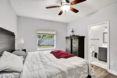 [Address not provided], Pembroke Pines, FL 33029 - Photo 14