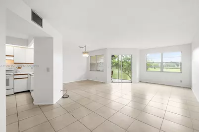 901 SW 128th Ave #212E, Pembroke Pines, FL 33027 - Photo 1