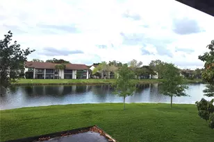 9803 NW 37th St, Sunrise, FL 33351 - Photo 10