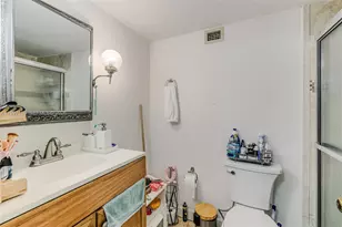 6039 Collins Ave, Miami Beach, FL 33140 - Photo 22