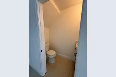 16747 Hemingway Dr, Weston, FL 33326 - Photo 4