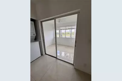 16747 Hemingway Dr, Weston, FL 33326 - Photo 6