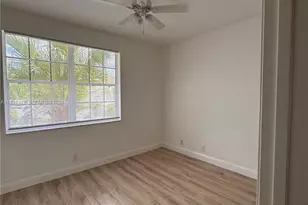 16747 Hemingway Dr, Weston, FL 33326 - Photo 10