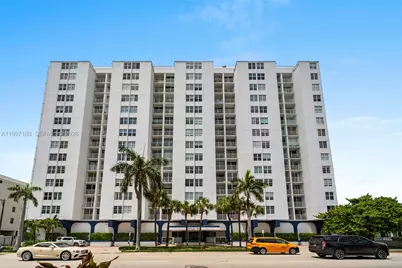 6450 Collins Ave #205, Miami Beach, FL 33141 - Photo 28