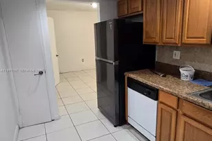 702 NW 87th Ave, Miami, FL 33172 - Photo 8