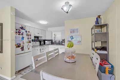 3712 SW 12th Ct, Fort Lauderdale, FL 33312 - Photo 10