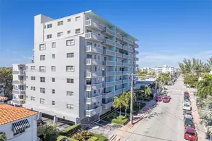 7620 Carlyle Ave, Miami Beach, FL 33141 - Photo 16
