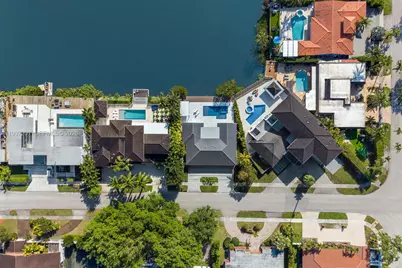 19721 NE 23 Ave, Miami, FL 33180 - Photo 46
