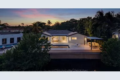 19721 NE 23 Ave, Miami, FL 33180 - Photo 2